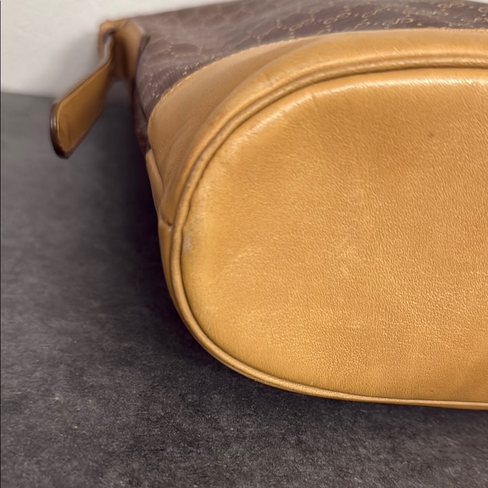 Vintage Gucci Brown and Tan Monogram Shoulder Bag - Picture 3 of 16